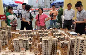 Home prices continue to fall in more cities