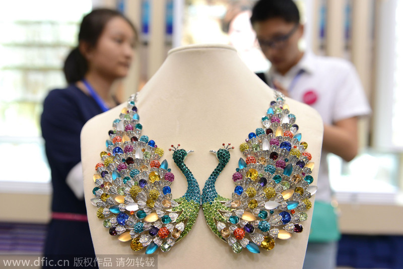 Intl commodities fair opens in Yiwu
