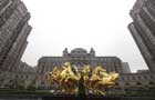 London's luxury brands eye Chinese travelers