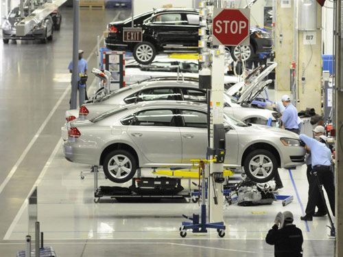 China urges Volkswagen to recall defective cars