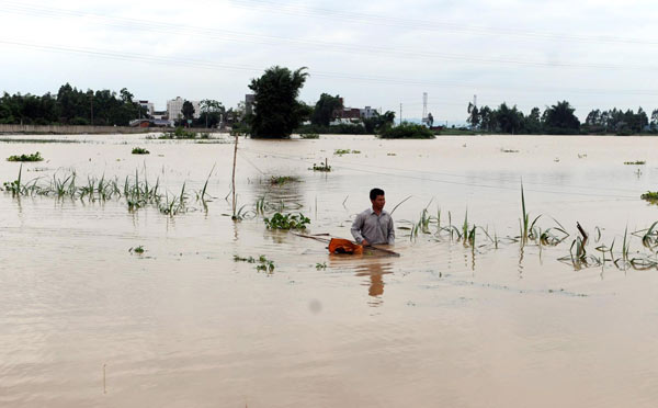 Death toll in south China landslides climbs to 38