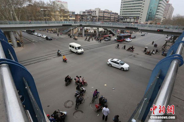 Costly pedestrian overcrossing to be torn down