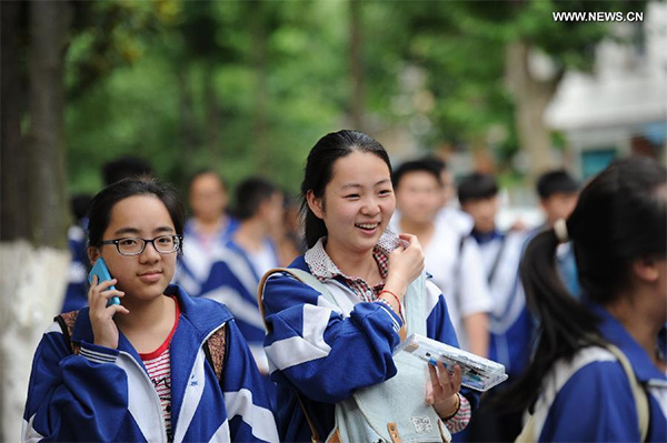 College criticized for assigning majors through lottery