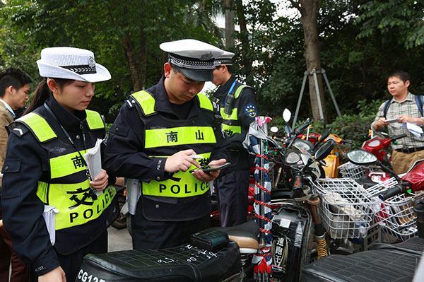 Express delivery firms in Shenzhen promise to outdate tricycles