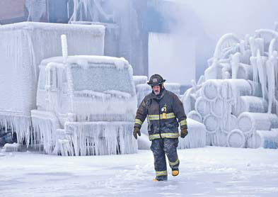 Extreme cold in Canada, US keeps citizens indoors