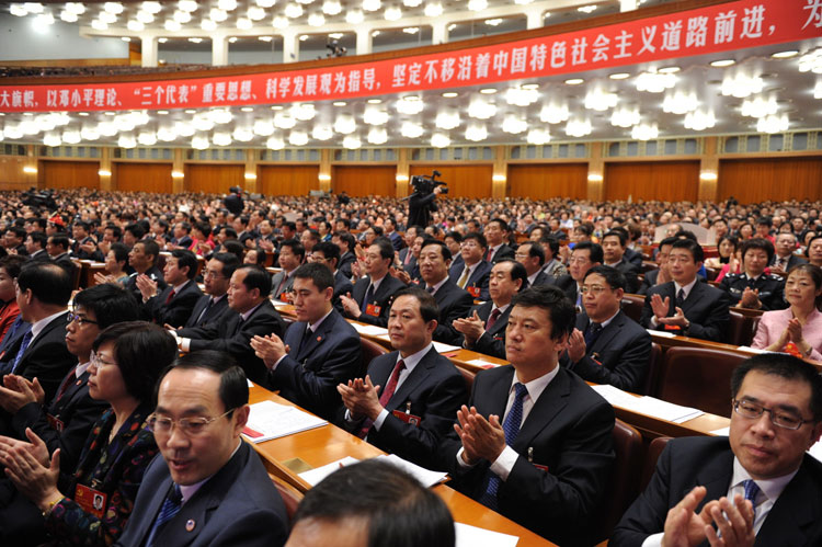 組圖：十八大代表投票選舉中央委員會(huì)委員、候補(bǔ)委員和中央紀(jì)律檢查委員會(huì)委員