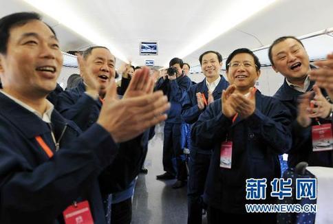 中國的“高鐵奇跡”：從無到有 領(lǐng)跑世界