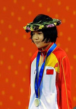 “無臂美人魚” 破女子S6級(jí)100米仰泳紀(jì)錄