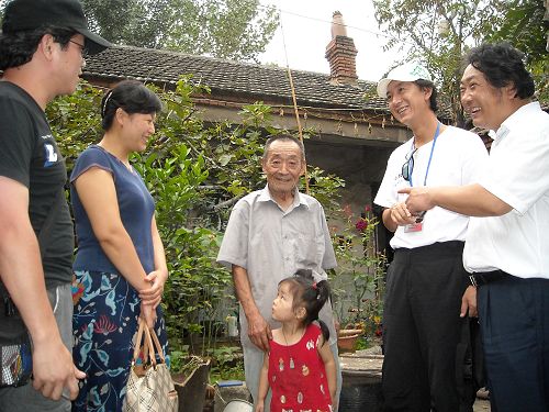 《京杭運河兩岸行》采訪小鼓藝人徐佩(圖)