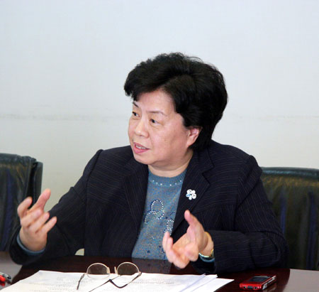 全國人大代表王憲榕：政府應(yīng)多建廉租房少建經(jīng)適房