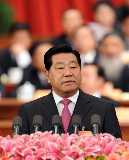 全國(guó)政協(xié)主席賈慶林向大會(huì)作工作報(bào)告