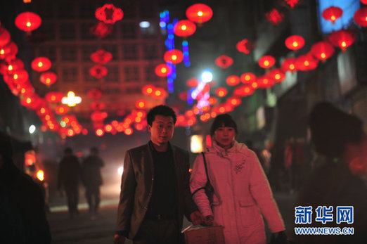 【新春走基層】舟曲：希望點(diǎn)亮黑的夜
