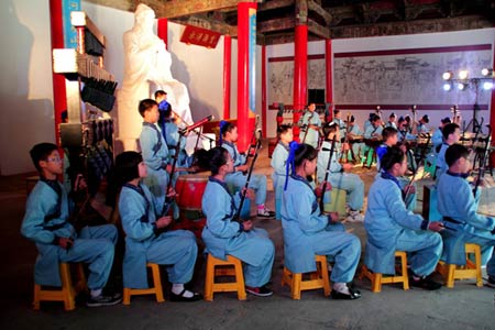 南通舉行學(xué)生“陽(yáng)光體育運(yùn)動(dòng)”現(xiàn)場(chǎng)推進(jìn)會(huì)