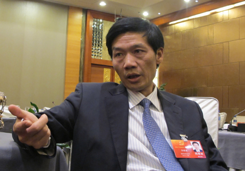 貴陽(yáng)市長(zhǎng)李再勇：“火車頭”提速構(gòu)筑貴州經(jīng)濟(jì)高地