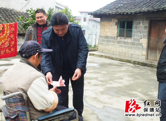 保靖新春走基層 把溫暖和關(guān)懷送進(jìn)群眾的心里