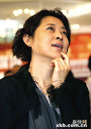 倪萍回應網(wǎng)上質疑：相信投反對票的人也愛國