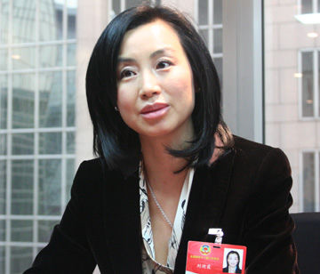 臺媒熱炒兩會“最美政協(xié)委員”
