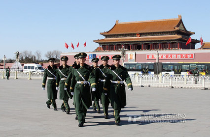 聚焦武警北京總隊(duì)兩會(huì)執(zhí)勤哨兵