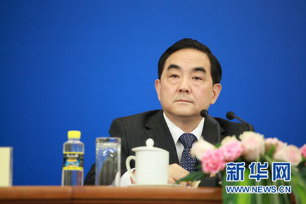 委員參加全國政協(xié)十一屆四次會(huì)議記者會(huì)