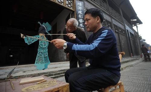 朱國(guó)強(qiáng)——皮影守望者