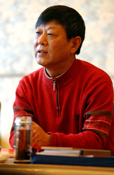 文學(xué)藝術(shù)要創(chuàng)新 傳統(tǒng)文化要保護