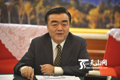 自治區(qū)十一屆人大五次會議