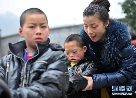 山鄉(xiāng)女教師羅杰：17年青春獻給山區(qū)殘疾兒童