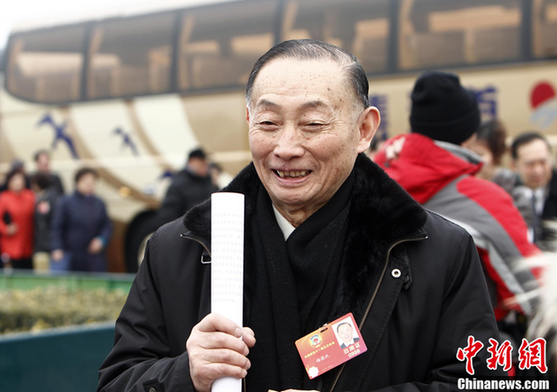 警察在天安門(mén)廣場(chǎng)執(zhí)勤