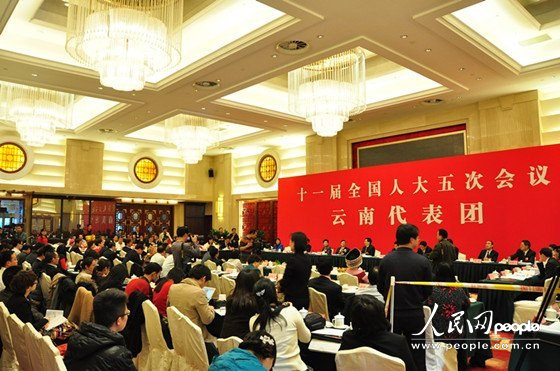 秦光榮：深入群眾魚得水 脫離群眾樹斷根