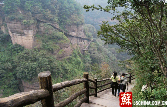 劍門關(guān)蜀道三國文化景點漸受熱捧