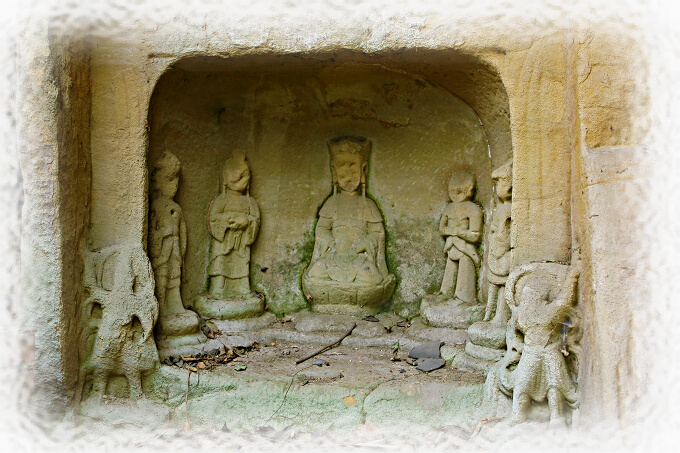 內(nèi)江翔龍山摩崖造像及石刻