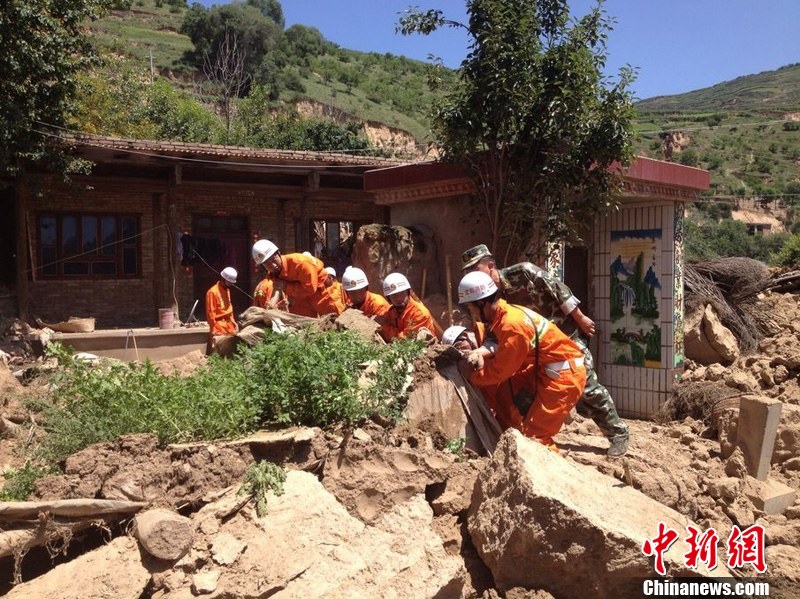 直擊甘肅岷縣梅川地震現(xiàn)場