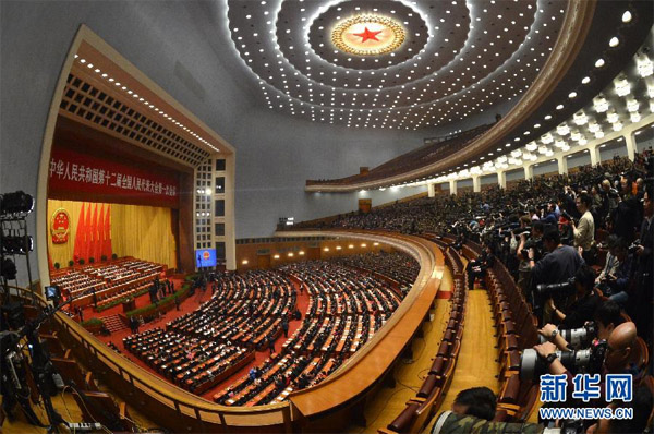 習(xí)近平：實(shí)現(xiàn)中國夢必須弘揚(yáng)中國精神