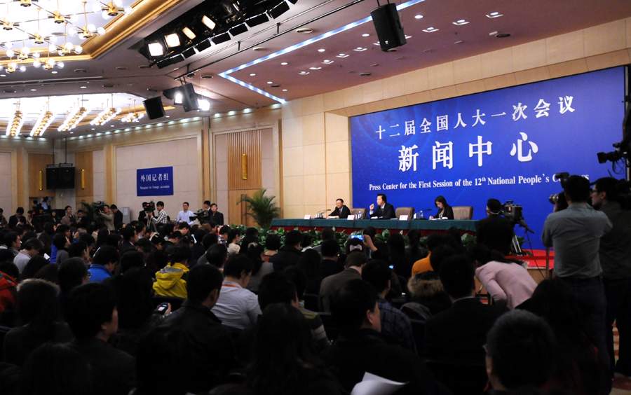 《國務(wù)院機(jī)構(gòu)改革和職能轉(zhuǎn)變方案》有關(guān)內(nèi)容和考慮答記者問