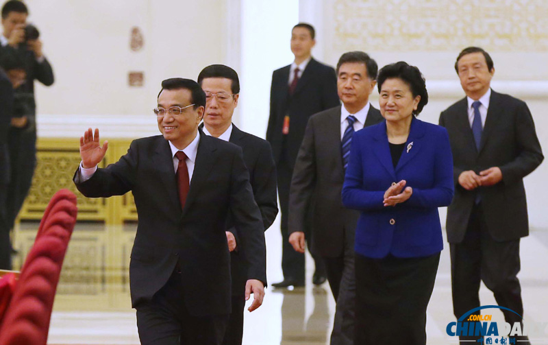 李克強步入會場