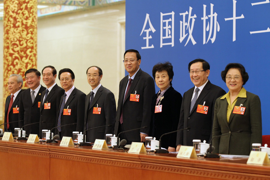新一屆民主黨派中央和全國工商聯(lián)九位主席集體亮相
