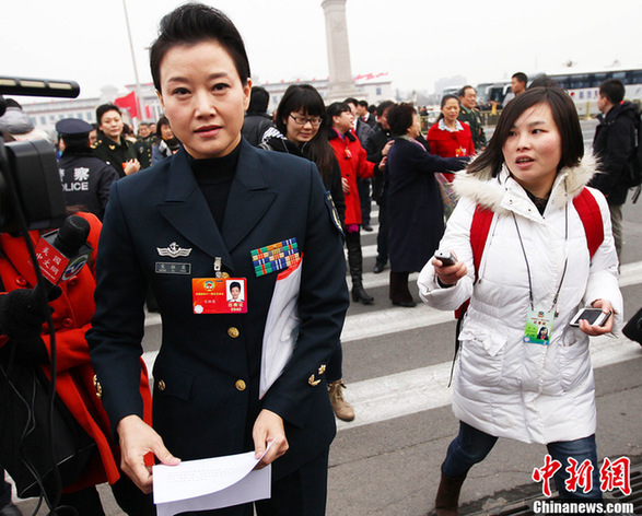 警察在天安門廣場(chǎng)執(zhí)勤
