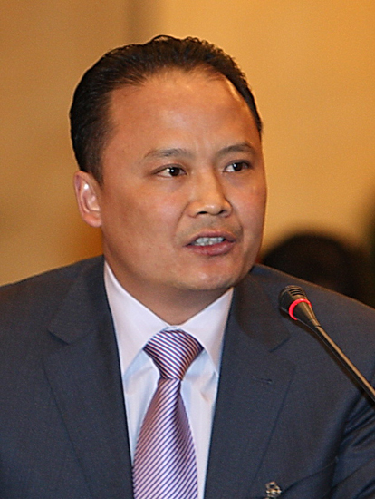 劉漢元委員建議：統(tǒng)籌解決異地高考問題