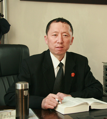王寶勝：病魔擊不倒的鐵法官