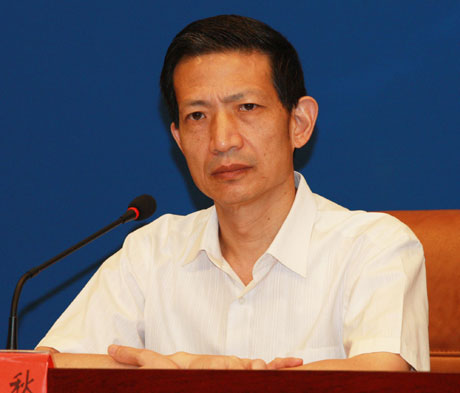 應(yīng)對全球金融危機第十三屆投洽會突出國際投資與合作