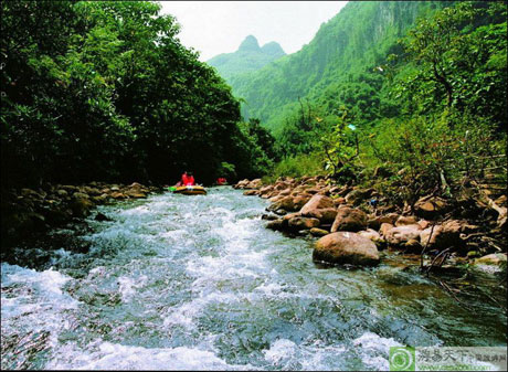 古龍山峽谷群：山水似桂林，氣候勝昆明