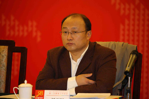 劉亞軍：推動(dòng)跨國(guó)投資提振經(jīng)濟(jì)