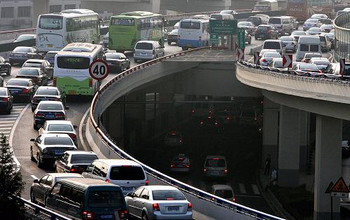上海即將實(shí)施機(jī)動(dòng)車(chē)國(guó)四標(biāo)準(zhǔn)