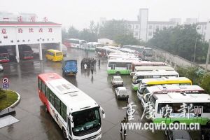 重慶萬(wàn)州40輛新購(gòu)公交車出故障停運(yùn)(圖)