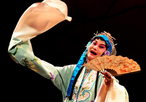 臺灣藝人中原獻(xiàn)演《李香君》