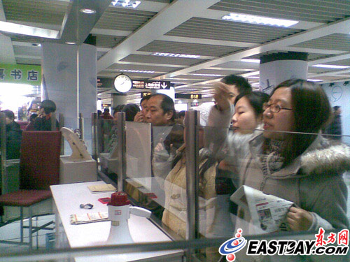 上海地鐵1號線今早兩車碰撞全線停運(yùn)
