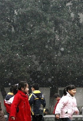 江蘇部分地區(qū)迎來新年首場(chǎng)降雪
