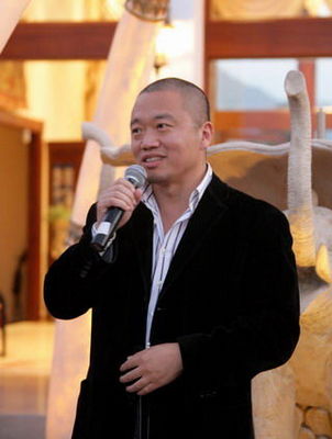 深圳驚現(xiàn)“海上皇宮” 奢華會(huì)所竟是違章建筑