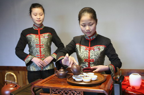 排練茶藝備戰(zhàn)世博