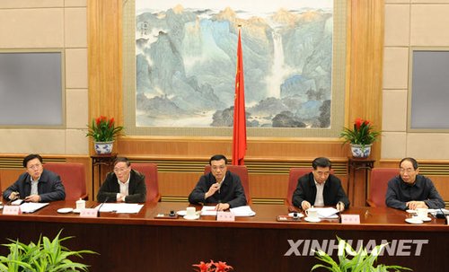 國務(wù)院設(shè)立食品安全委員會 李克強(qiáng)任主任